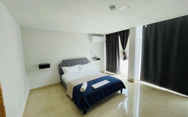 Gorgona Beach Hotel