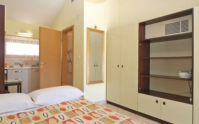 Apartment 1462
