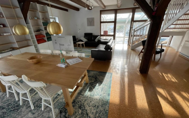 Liebevoll eingerichtetes Ferienhaus mit großem Garten