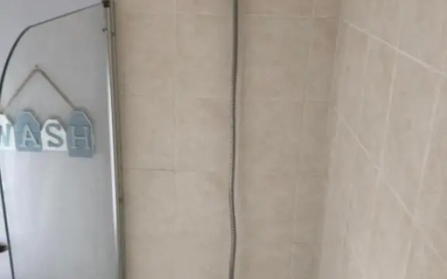 Claire’s AirBNB 2