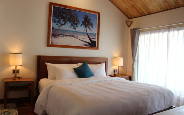 Camia Resort & Spa
