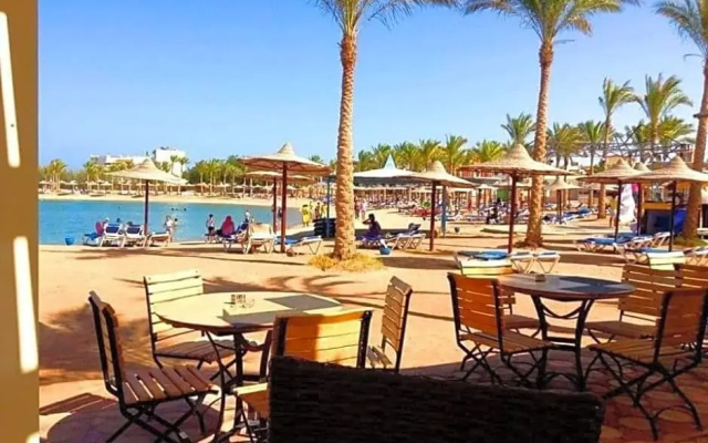 View Aqua Apartments  suites