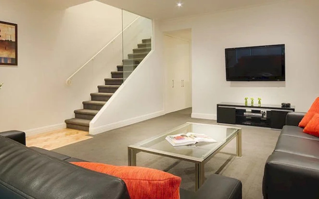 南雅若卡洛琳服务公寓(Caroline Serviced Apartments South Yarra)
