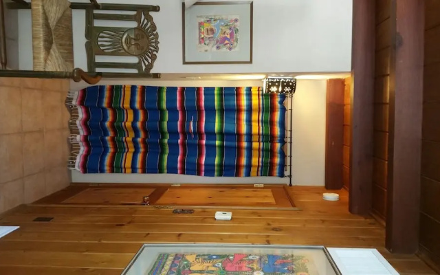 Sam Hughes Inn Bed & Breakfast