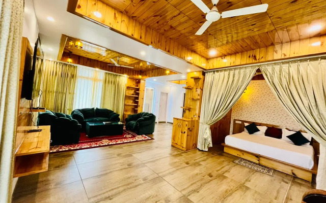 Hotel The Crown