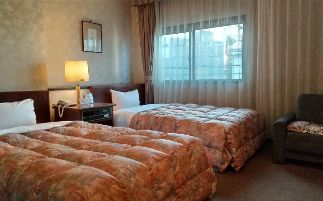 Leo Plaza Hotel