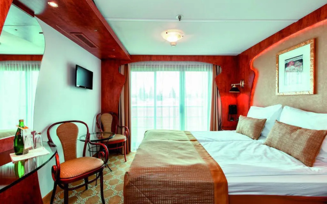 Crossgates Hotelship Nizzaufer - Frankfurt