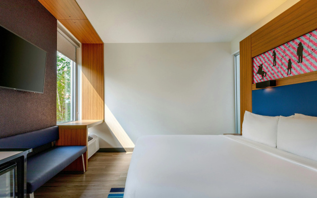 Aloft Lexington