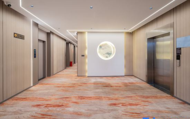 Pullman Mengzi Hotel (People's Hospital)