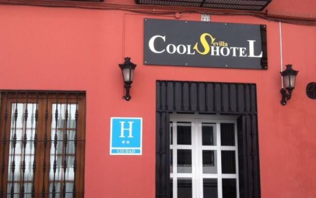 Cool Sevilla Hotel вид на фасад