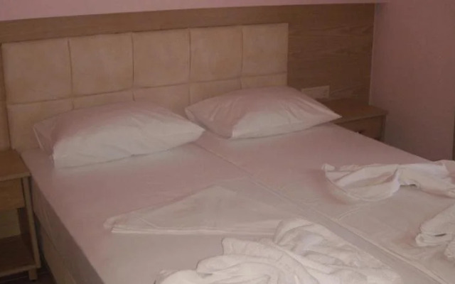 Klimis Rooms & Apartments