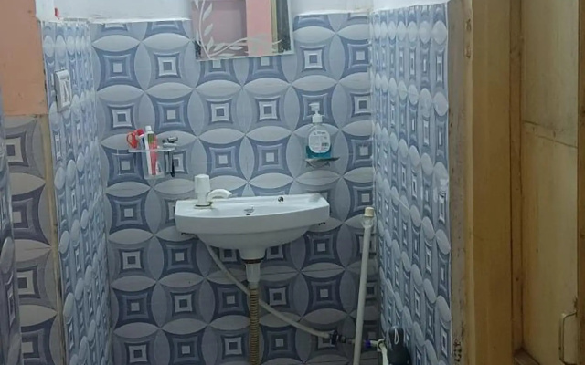 Nadya Homestay For Female & family