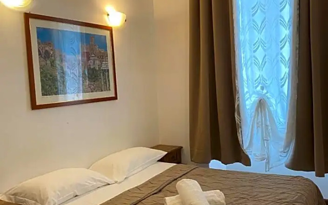 September Suite Rome