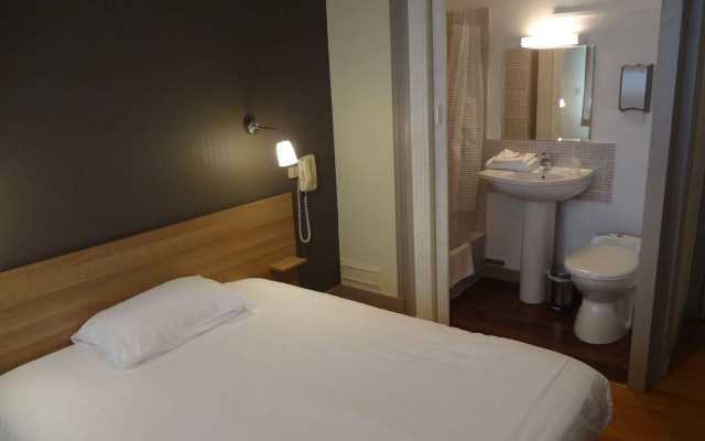 Brit Hôtel du Parc Niort Centre - Parking gratuit