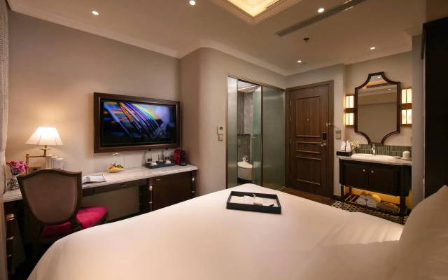 Heritage Ham Long Hotel & Spa