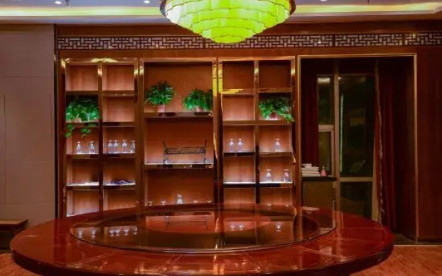 Yasheng Hotel Nakagawa Airport Branch