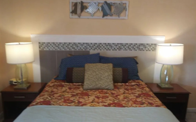 Siesta Motel and Surfside Cabanas