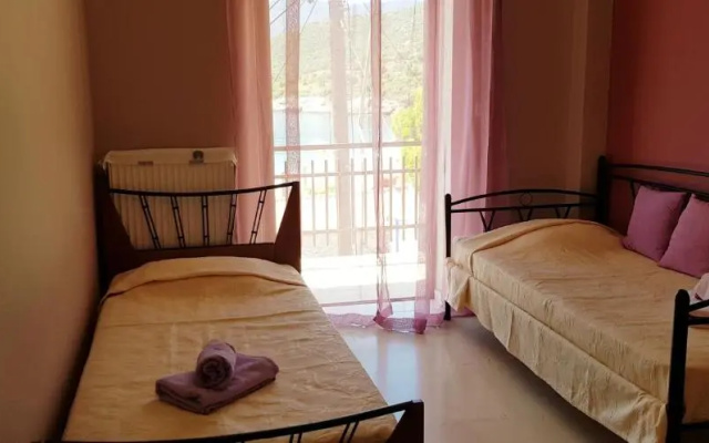 Niki "s apartment