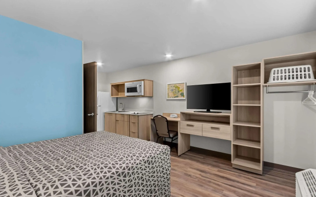 Woodspring Suites Gilbert - Mesa Gateway Airport