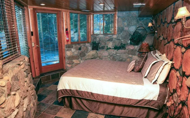 Mountain Masterpiece by Rocky Mountain Resorts