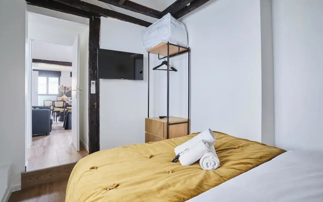 Apartment AC 2 Bedrooms Le Marais Beaubourg