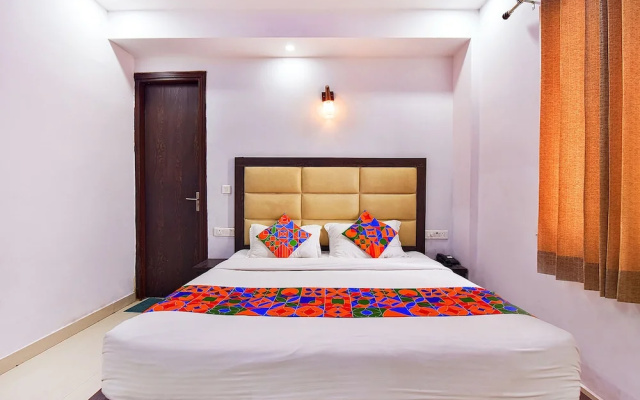 FabHotel Mayank Residency