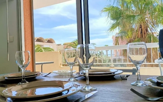 Coquet Appartement T2 PORT DE GRUISSAN 4 personnes 4THAL104