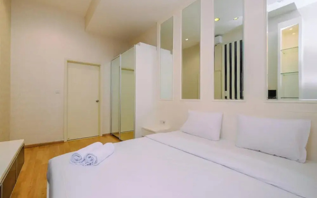 Elegant And Comfy 2Br Apartment At Casa Grande Residence