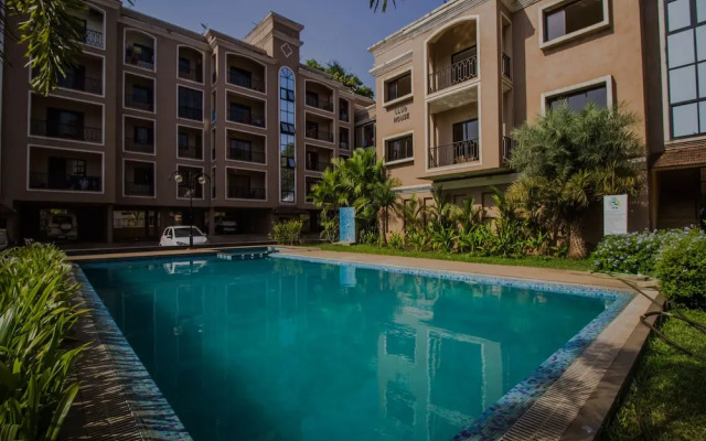 OYO 14114 Home Luxury 2BHK Sangolda