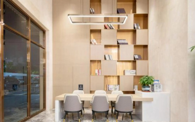 Lavande Hotel (Dongguan Dalang Songshan Lake Vientiane City Branch)