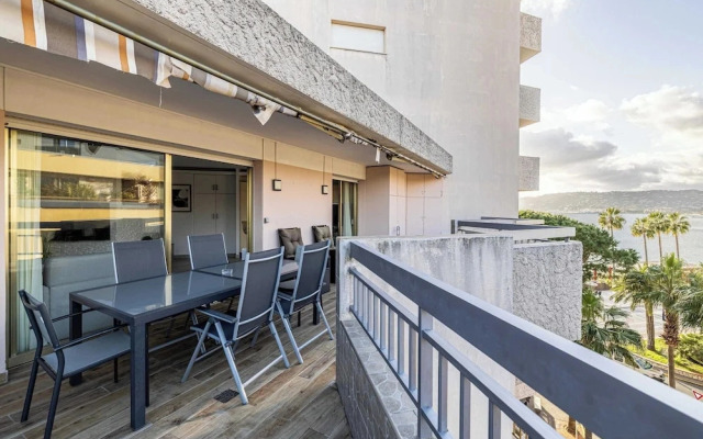 Apt With Terrace and sea View, 2min From the Beach