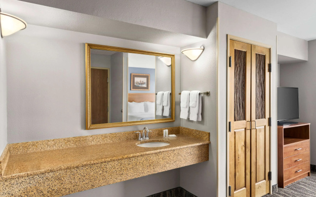 AmericInn by Wyndham Laramie Near University of Wyoming