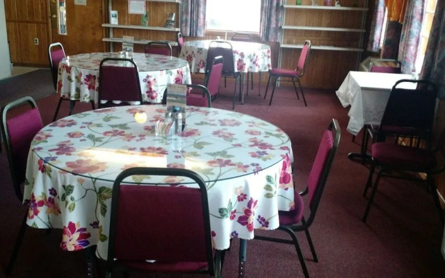 Marlinton Motor Inn