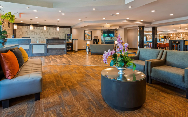 Best Western Plus North Joliet