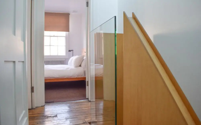 Central 2 Bedroom House in Waterloo