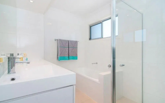Surfers Paradise Townhouse