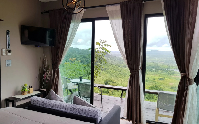 The Proud Green Garden Hill Resort