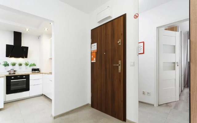Apartments Claro II by Renters
