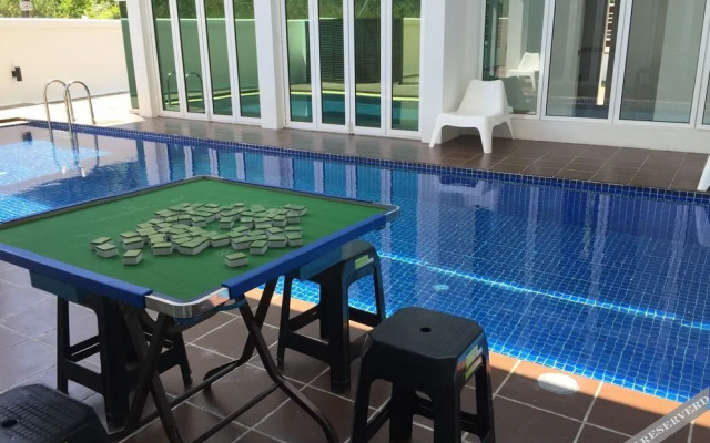 Rafflesia Villa