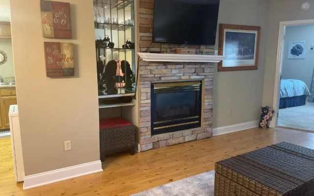 River Place Condos 605 2BD