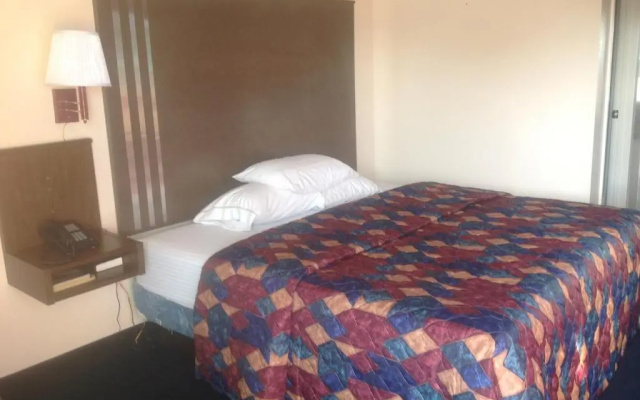 Classic Inn Early