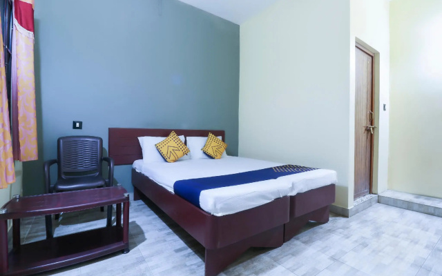 SPOT ON 67156 Malang Lodge