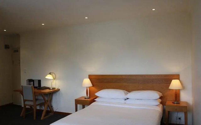 Eastern Townhouse Serviced Apartments