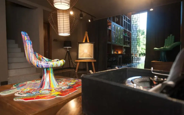 Art House Ph 302