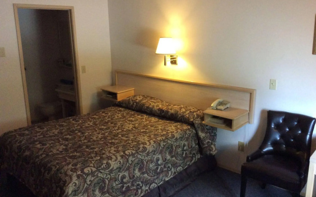 Super 8 by Wyndham Clearwater BC