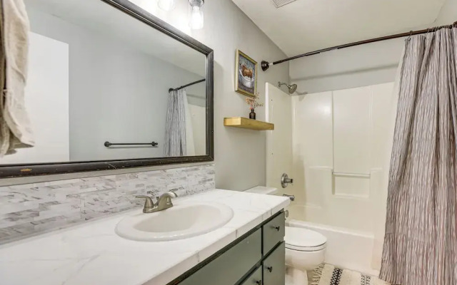 Family-friendly Home w/ Fire Pit in Bend!