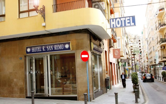 Отель San Remo Испания, Аликанте - 1 отзыв об отеле, цены и фото номеров - забронировать отель San Remo онлайн вид на фасад