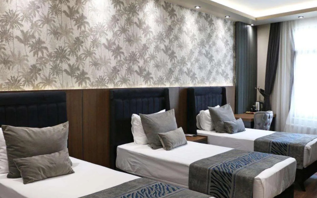 Grand Uskudar Hotel