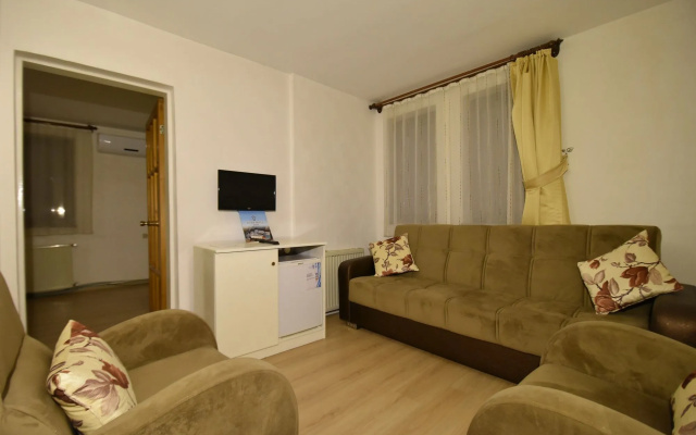 Ciner Hotel