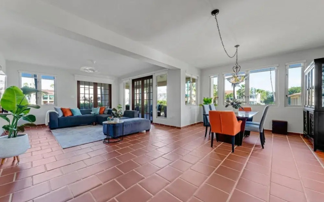 Villa Quenepa at Lakeside Villas